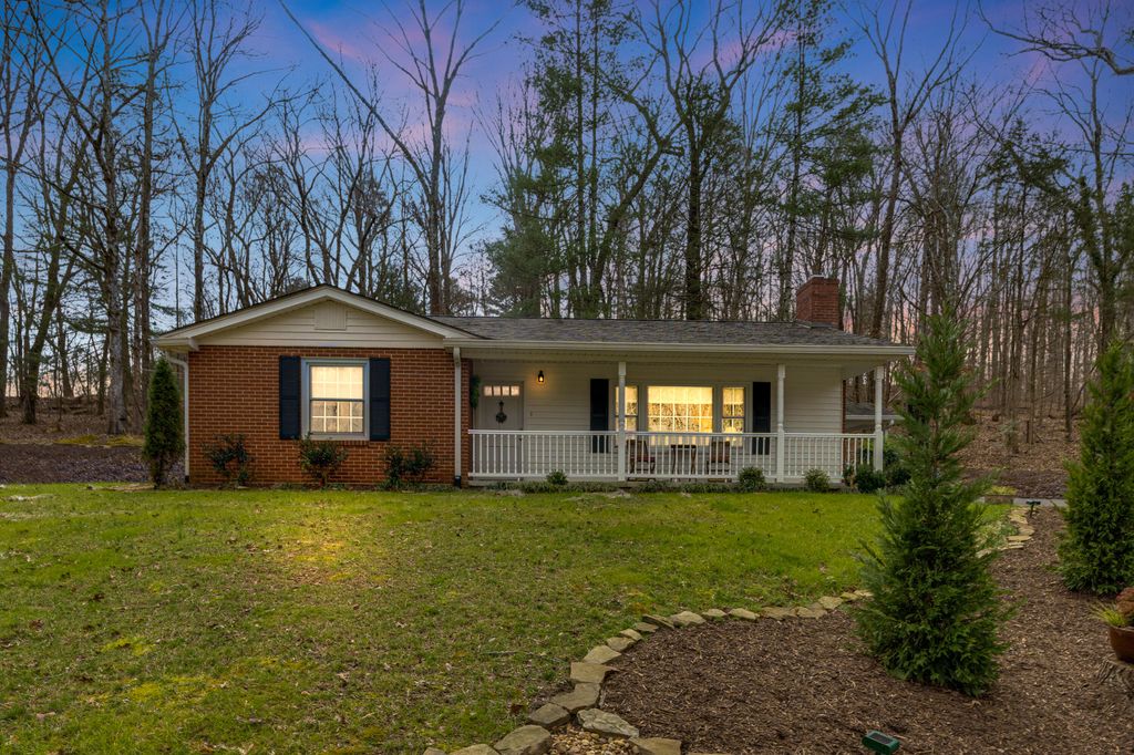 2270 Worth Lane NW, Charleston, TN 37310