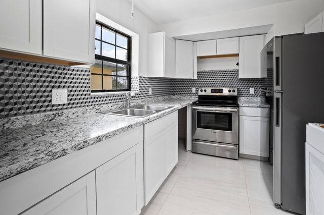 2355 Linton Ridge Circle F10, Delray Beach, FL 33444