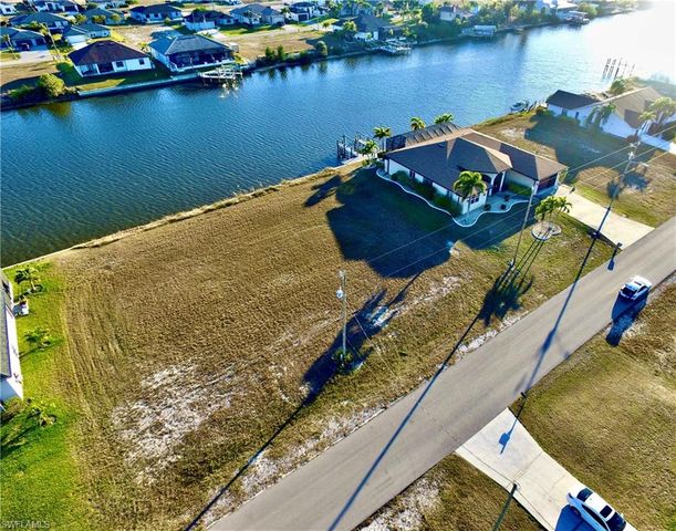4216 NW 33rd LN, Cape Coral, FL 33993