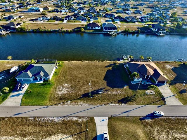 4216 NW 33rd LN, Cape Coral, FL 33993