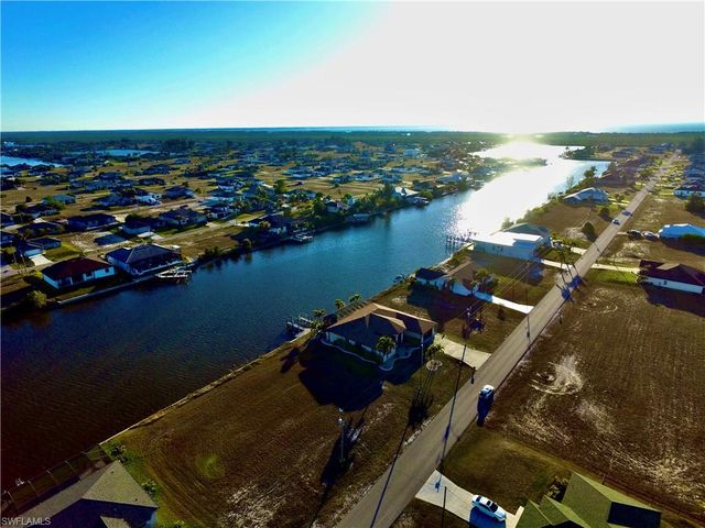 4216 NW 33rd LN, Cape Coral, FL 33993