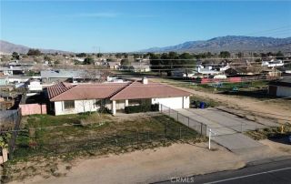 11911 Kiowa Road, Apple Valley, CA 92308