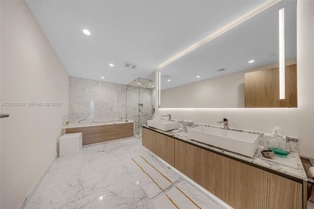 1135 103rd St 504, Bay Harbor Islands, FL 33154