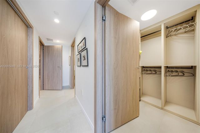 1135 103rd St 504, Bay Harbor Islands, FL 33154