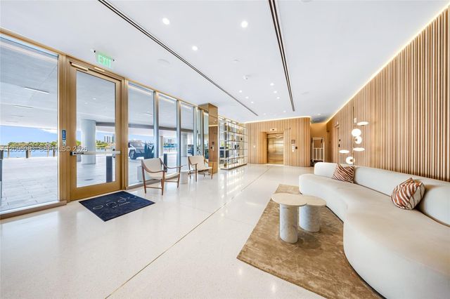 1135 103rd St 504, Bay Harbor Islands, FL 33154