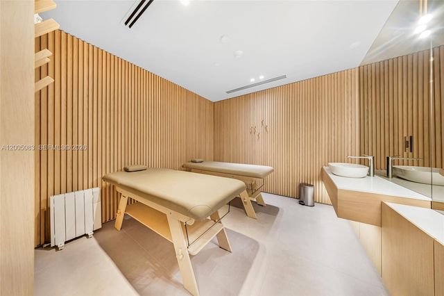 1135 103rd St 504, Bay Harbor Islands, FL 33154