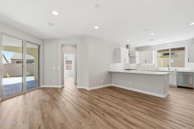 431 E BRACCIANO Avenue, Queen Creek, AZ 85140