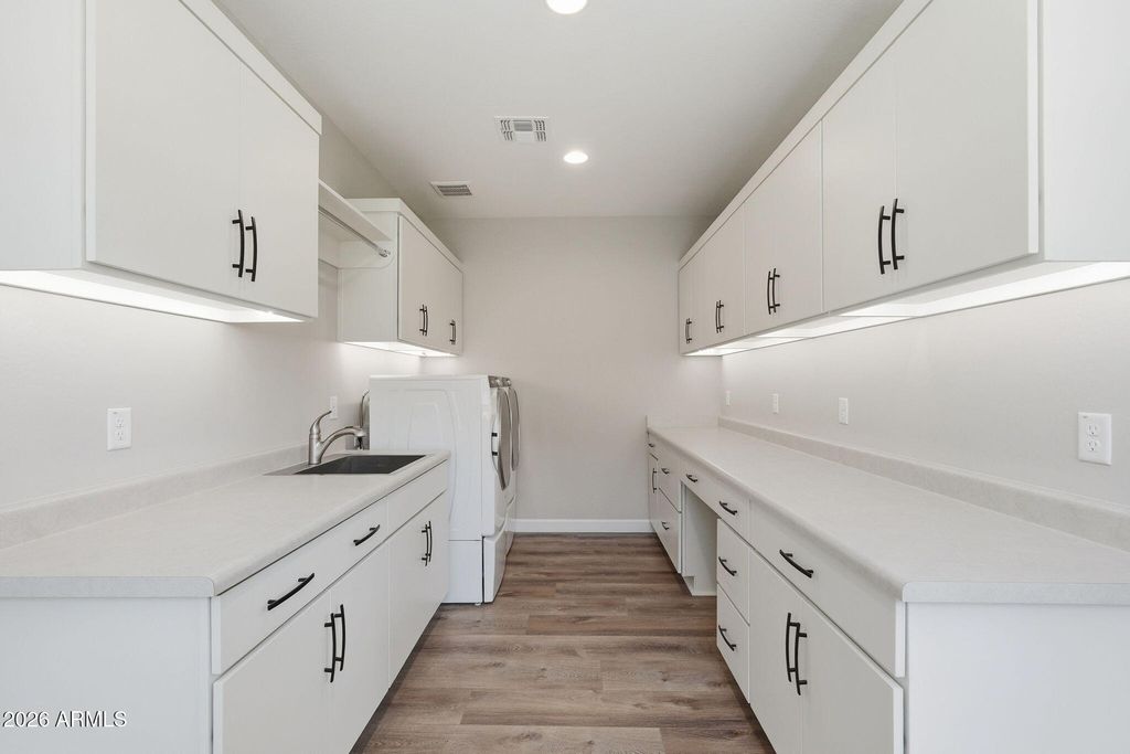 Image 20 of property listing at 431 E BRACCIANO Avenue, Queen Creek, AZ 85140