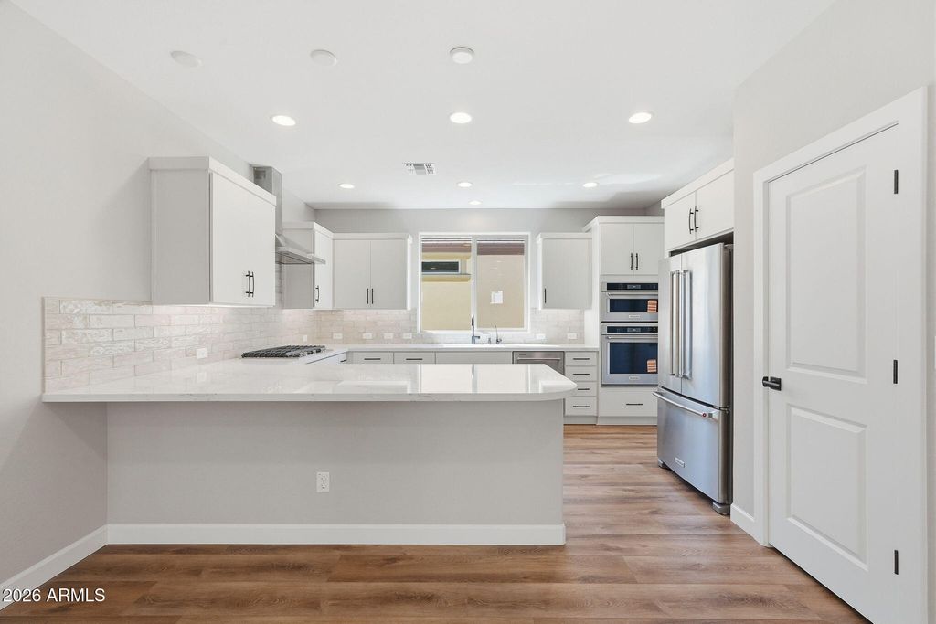 Image 7 of property listing at 431 E BRACCIANO Avenue, Queen Creek, AZ 85140