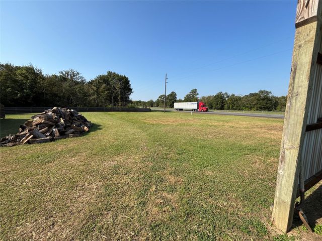 38042 N Highway 6, Hempstead, TX 77445
