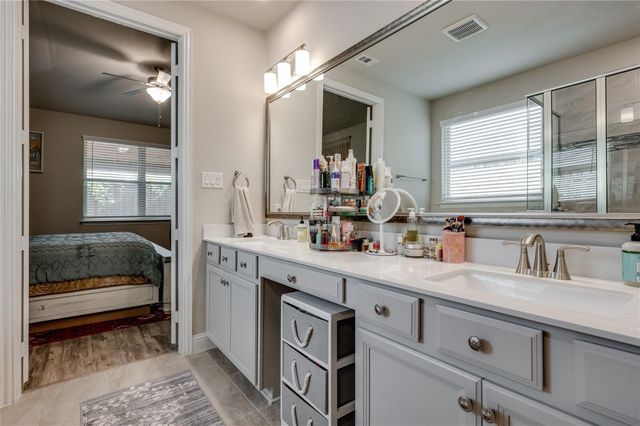 4800 Tahoe Trail, Carrollton, TX 75010