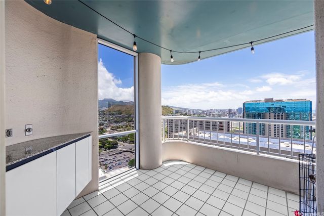 1212 Nuuanu Avenue 3801, Honolulu, HI 96817