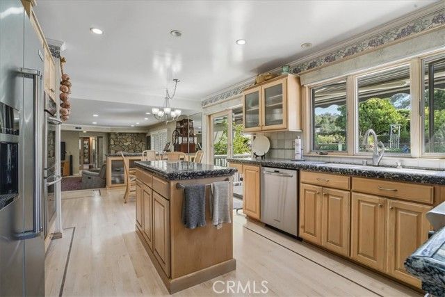 2218 Glacier, Santa Maria, CA 93455