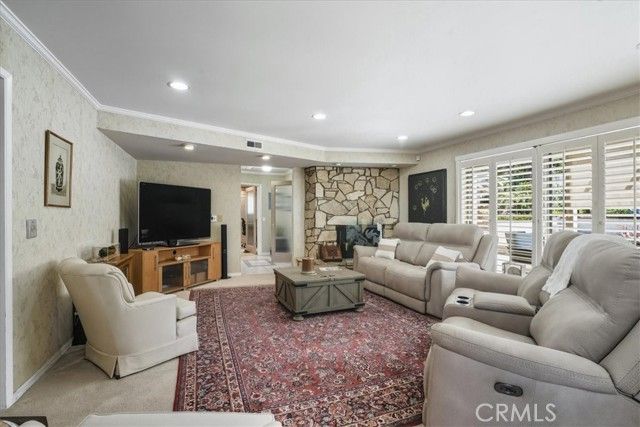 2218 Glacier, Santa Maria, CA 93455