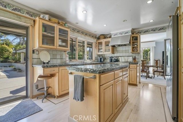 2218 Glacier, Santa Maria, CA 93455