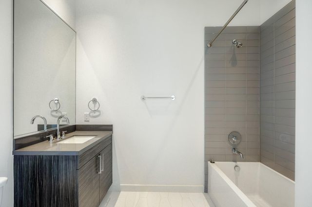 1409 Post Oak Boulevard 1804, Houston, TX 77056