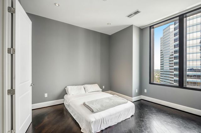 1409 Post Oak Boulevard 1804, Houston, TX 77056