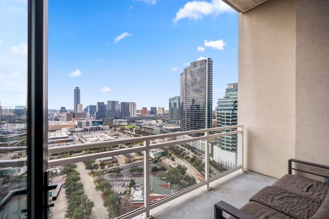 1409 Post Oak Boulevard 1804, Houston, TX 77056