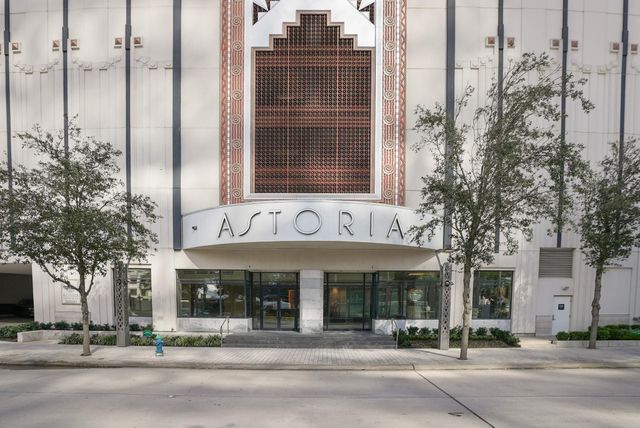 1409 Post Oak Boulevard 1804, Houston, TX 77056