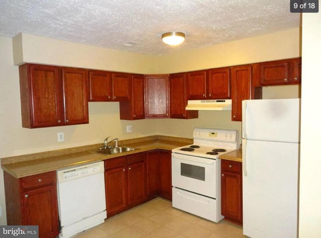 2172 CARTWRIGHT PL, Reston, VA 20191