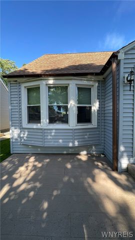 114 Onondaga Avenue Avenue, West Seneca, NY 14220