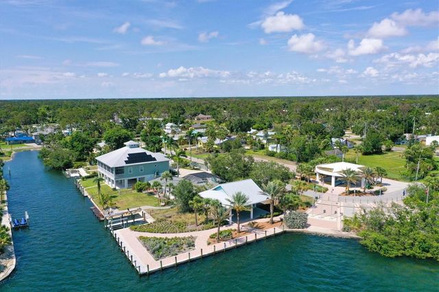 866 E 6TH STREET, Englewood, FL 34223