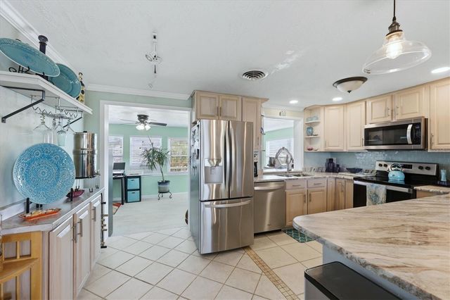 866 E 6TH STREET, Englewood, FL 34223