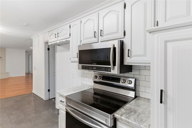 1615 W Sherryden Drive, Rogers, AR 72758
