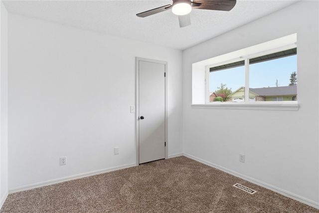 1615 W Sherryden Drive, Rogers, AR 72758