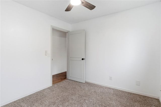 1615 W Sherryden Drive, Rogers, AR 72758
