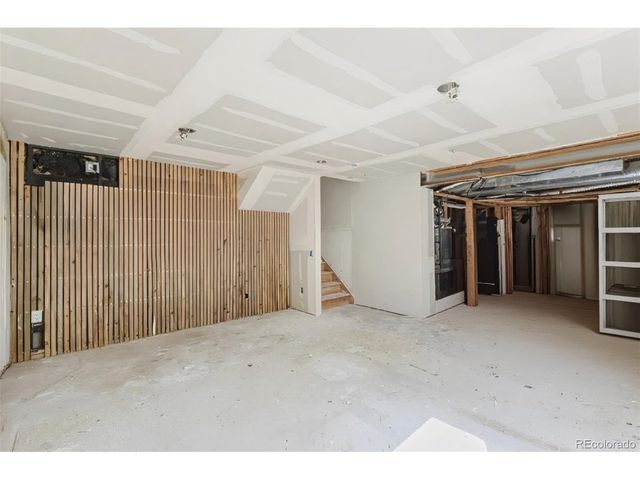 75 N Holcomb St, Castle Rock, CO 80104