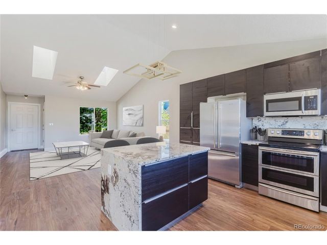 75 N Holcomb St, Castle Rock, CO 80104