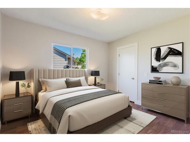 75 N Holcomb St, Castle Rock, CO 80104