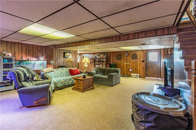 209 East Dr, Chicora Boro, PA 16025