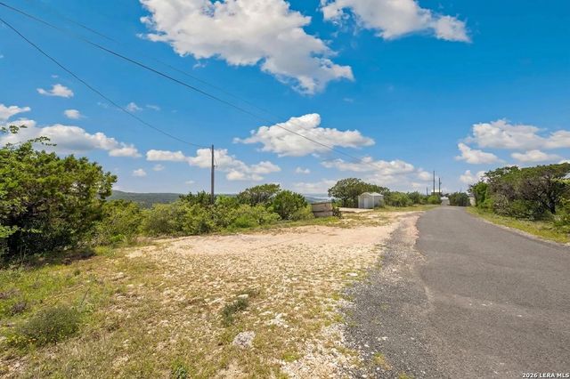 519 County Road 270, Mico, TX 78056