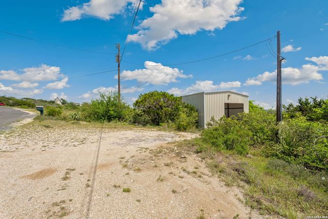 519 County Road 270, Mico, TX 78056