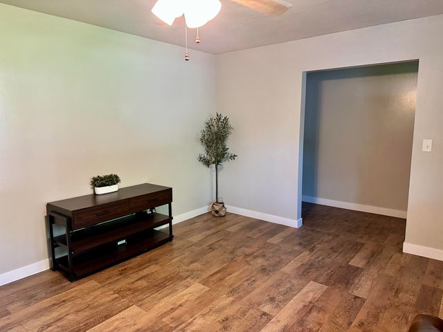 1709 S 11th Avenue, Ozark, MO 65721
