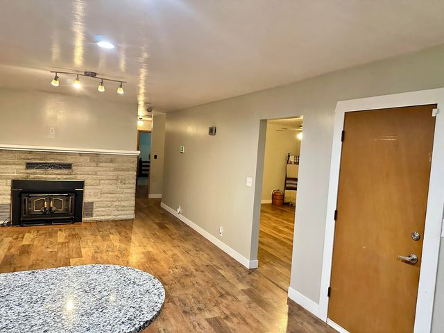 1709 S 11th Avenue, Ozark, MO 65721
