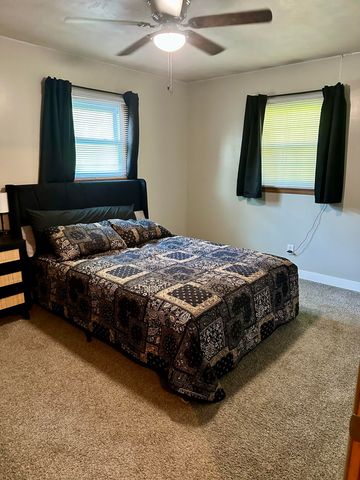1709 S 11th Avenue, Ozark, MO 65721
