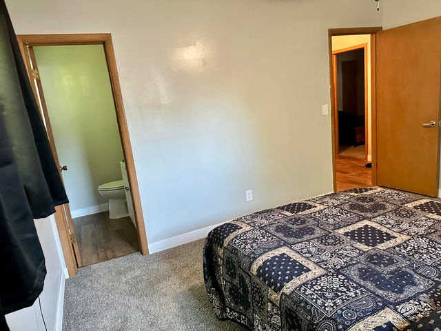 1709 S 11th Avenue, Ozark, MO 65721