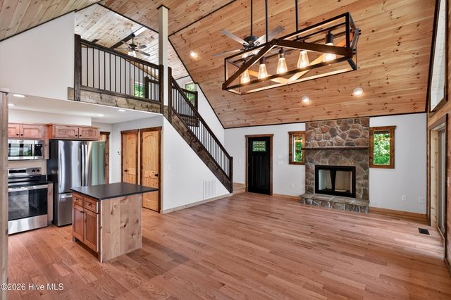1386 Outlook Road, Murphy, NC 28906