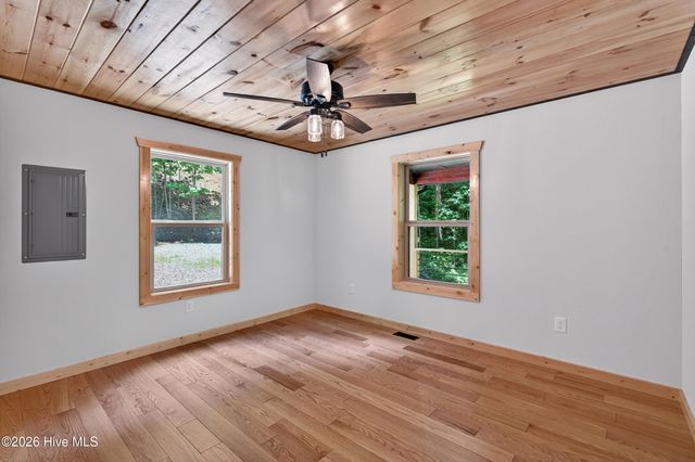 1386 Outlook Road, Murphy, NC 28906