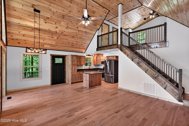 1386 Outlook Road, Murphy, NC 28906