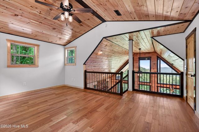 1386 Outlook Road, Murphy, NC 28906
