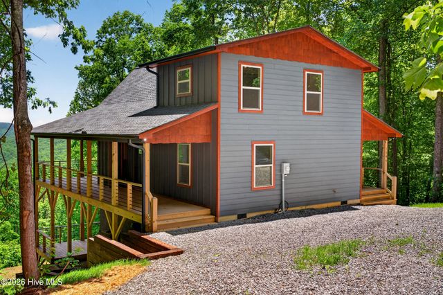 1386 Outlook Road, Murphy, NC 28906