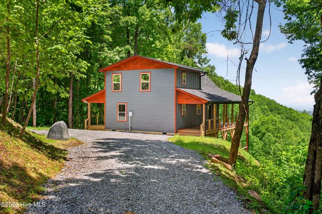 1386 Outlook Road, Murphy, NC 28906