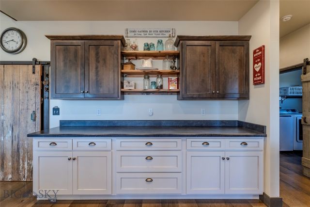 31 Bluffs Court, Clyde Park, MT 59018