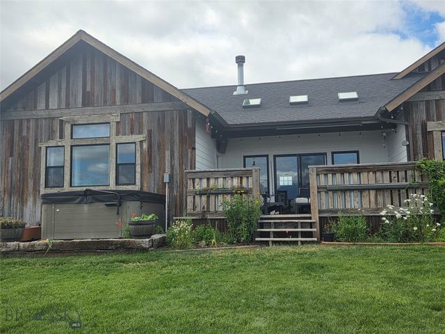 31 Bluffs Court, Clyde Park, MT 59018