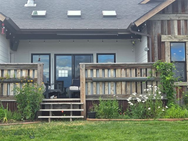 31 Bluffs Court, Clyde Park, MT 59018