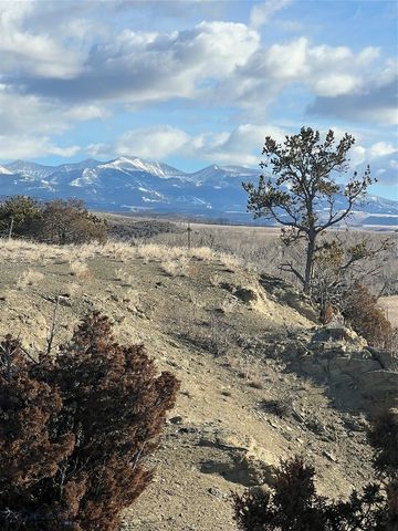 31 Bluffs Court, Clyde Park, MT 59018